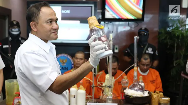 Gerebek Pabrik Narkoba di Majene, BNN Ringkus Empat Tersangka