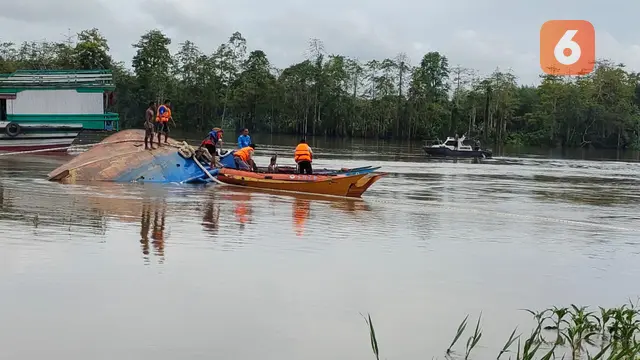 Tugboat Tenggelam
