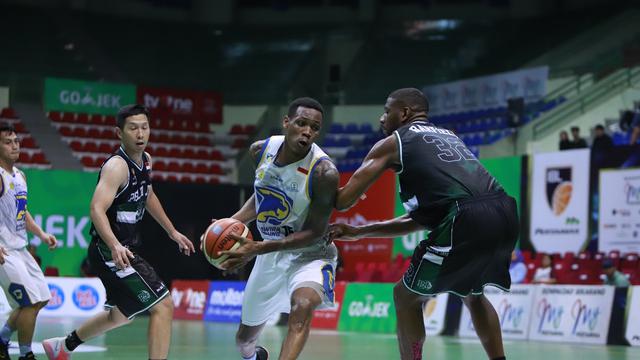 Pelita Jaya Vs Prawira Bandung