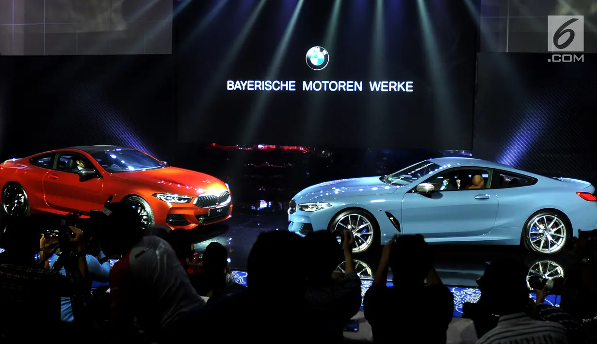 Penampakan all new BMW Seri 8 Coupe saat peluncuran di Jakarta, Jumat (17/5/2019). BMW Seri 8 Coupe dapat melesat dari 0 sampai 100 kilometer per jam hanya dalam 3,7 detik. (Liputan6.com/HO/Dani)