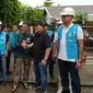 Menteri Badan Usaha Milik Negara (BUMN), Erick Thohir meninjau lokasi Posko Banjir BUMN yang terletak di Kecamatan Cengkareng, Jakarta Barat.