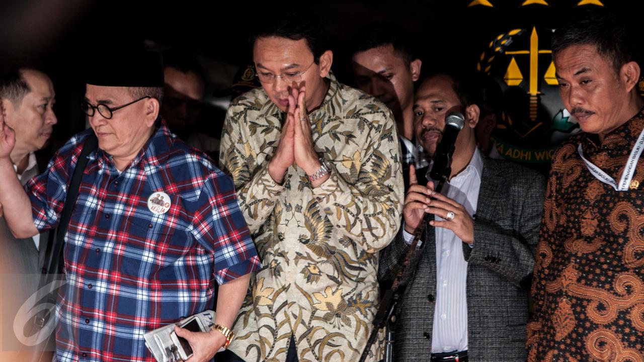 20161201-Tak Ditahan, Ahok Tinggalkan Kejagung-Jakarta