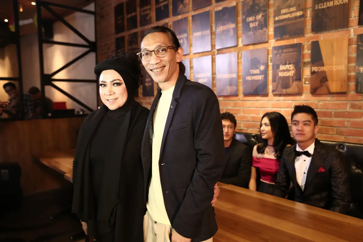 [Bintang] Melly Goeslaw - Anto Hoed
