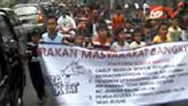 Kantor Kecamatan Ciawi Didemo Ribuan Warga