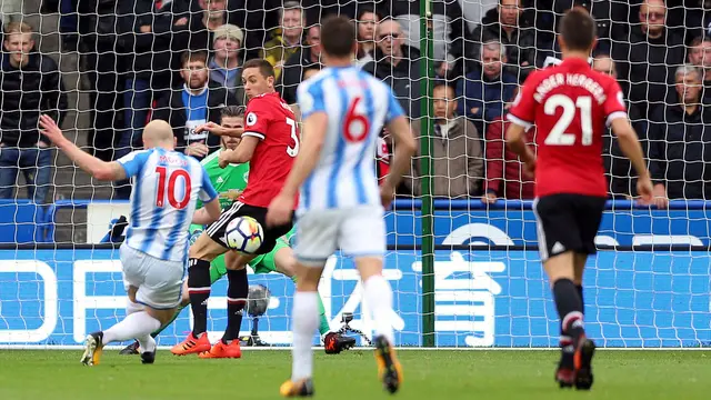 Kalah 2-1, Manchester United Dipermalukan Tim Promosi