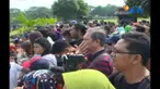 Obama terlihat sangat antusias mengelilingi candi. Ia dikabarkan sempat berlari kecil saat menaiki tangga salah satu candi, sebagai tanda bahwa dirinya sangat menikmati kunjungan ini.