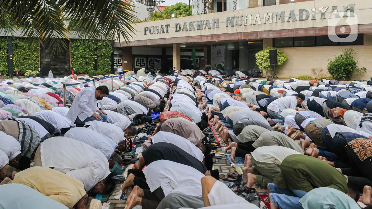 SHALAT IDUL FITRI DI PP MUHAMMADIYAH