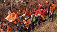 Update Pencarian Korban Longsor Cilacap Sabtu Sore: 8 Jenazah Ditemukan