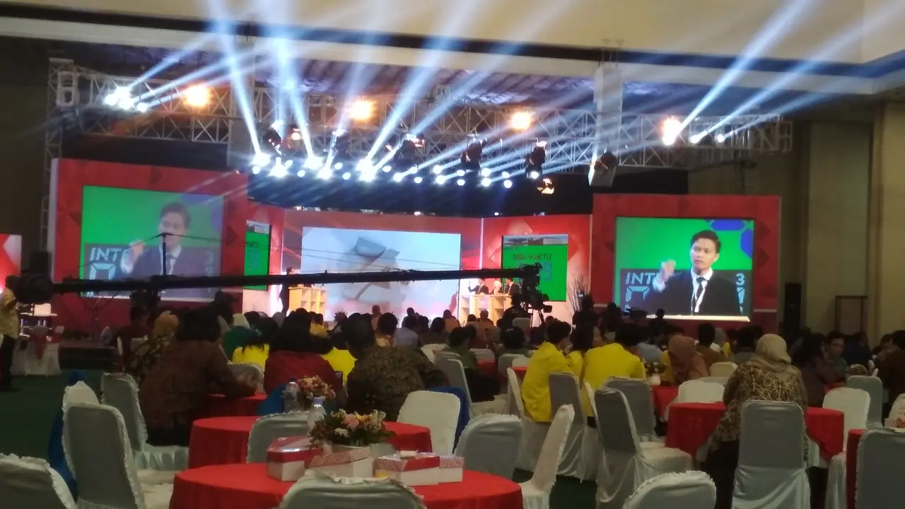 Debat Konstitusi