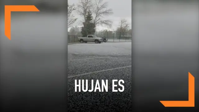 California Utara diguyur hujan es ekstrem. Butiran es menyebar di jalanan dan halaman rumah.