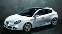 Alfa Romeo Giuletta akan penantang hatchback Eropa lainnya yakni Audi A3 dan VW Golf.