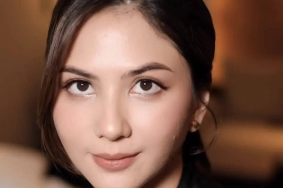 Jessica Mila saat Hadir di Kondangan Pamela Bowie