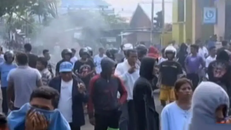 VIDEO: 2 Warga Tewas Dalam Aksi Pembubaran Bentrok di Ambon