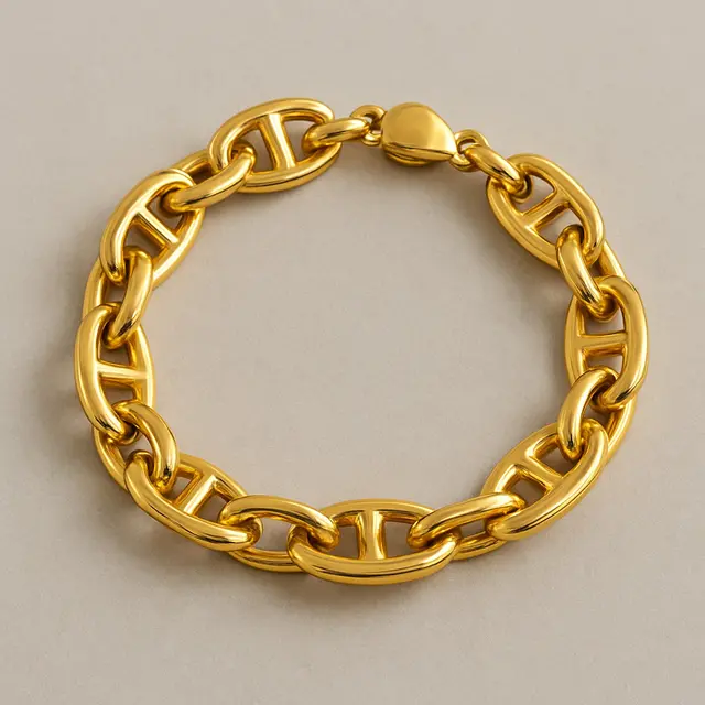 Model Gelang Emas Rantai Tebal untuk Usia 40 Tahun (Foto: ChatGPT)