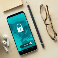 Ilustrasi Pengamanan pada Ponsel Credit: pexels.com/Dan