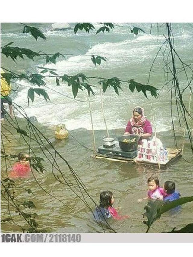 6 Kelakuan Penjual Ini Nyeleneh Banget, Bikin Tepuk Jidat