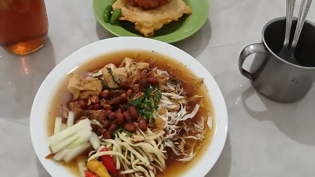 Rekomendasi Tempat Makan Siang di Solo Ala Warlok