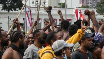 Kabag Ops Polres Jakpus Terluka Saat Amankan Demo Papua, Polisi Buru Pelaku