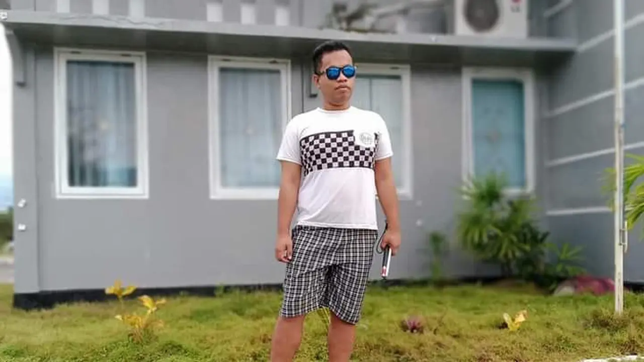 Iksanuddin pegiat cek fakta.