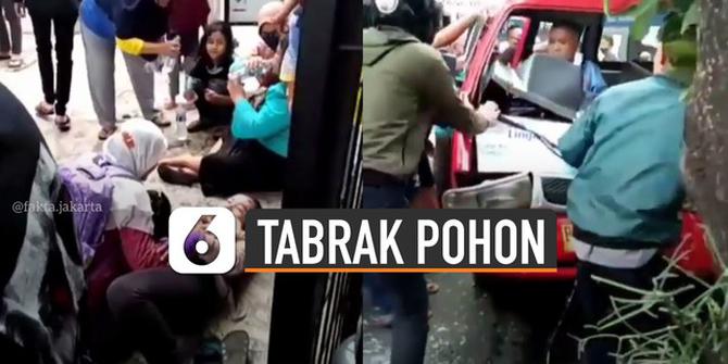 VIDEO: Viral Mobil Jak Lingo Tabrak Pohon