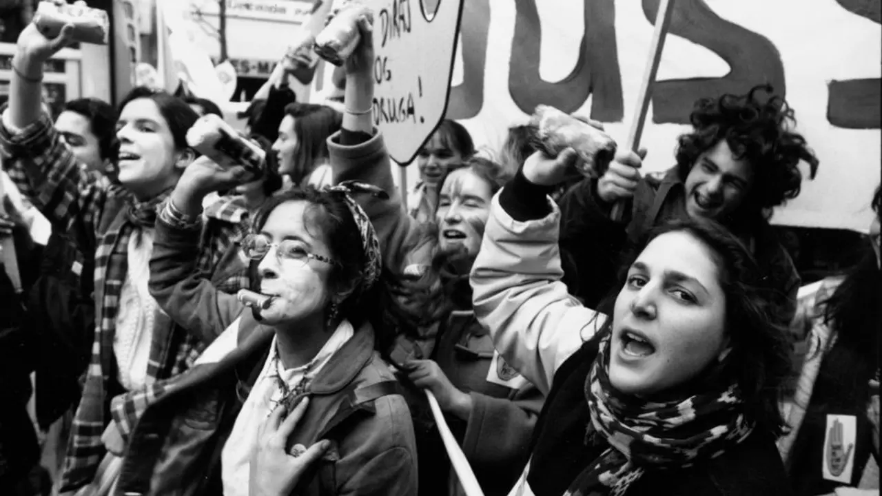 10 Foto Aksi Protes untuk Rayakan Hari Perempuan Internasional