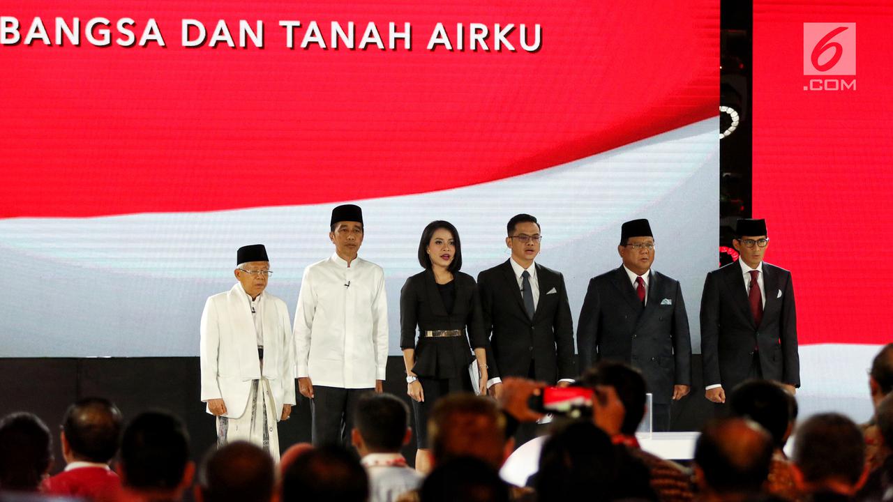 Awali Debat Kelima Pilpres 2019, Prabowo Beri Hormat Kepada Jokowi