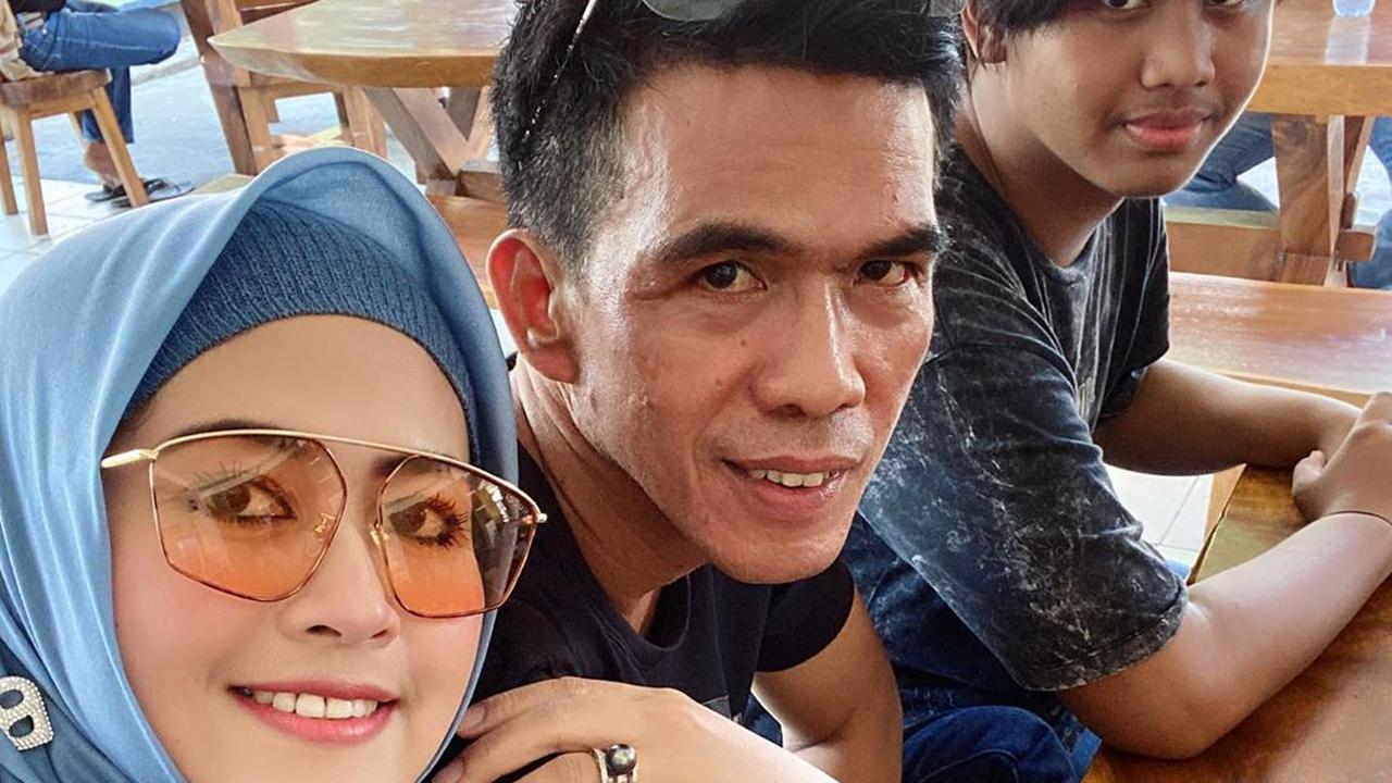 5 Momen Kebersamaan Meggy Wulandari Bareng Anak Sambungnya, Akrab Banget