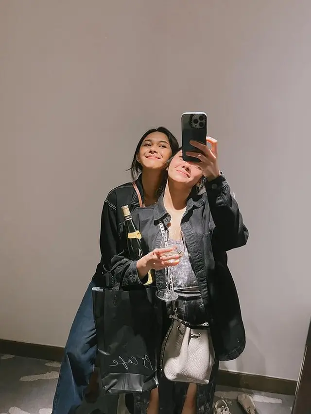 Naysila Mirdad bersama Nana Mirdad (Instagram/naymirdad)