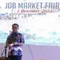 Penjabat (Pj) Gubernur Kalimantan Timur Akmal Malik saat membuka Job Market Fair yang berlangsung 1 - 3 Desember 2023 di Pentacity Mall BSB, Balikpapan.