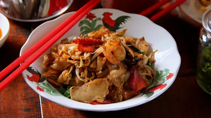 kwetiau pangsit goreng