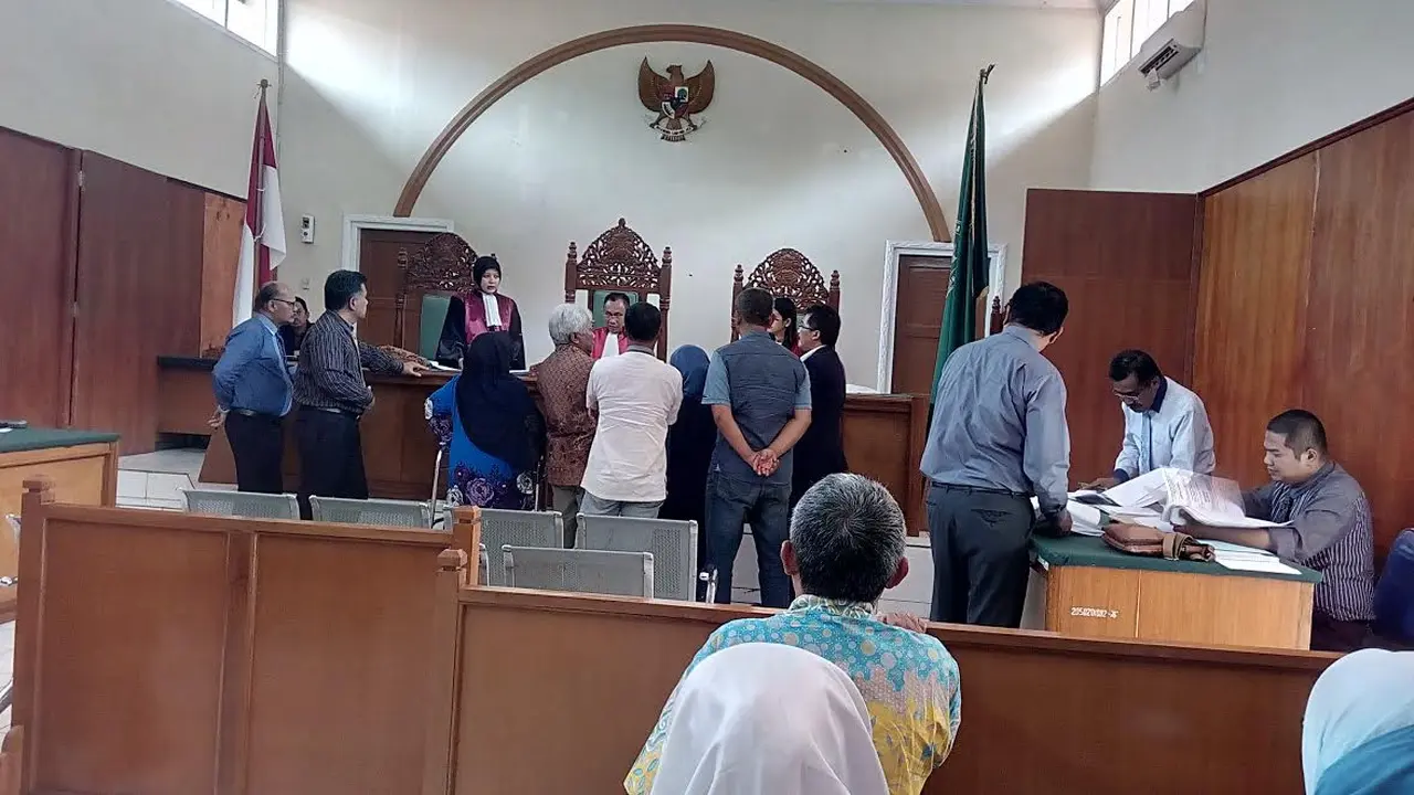 Ibu Digugat Anak