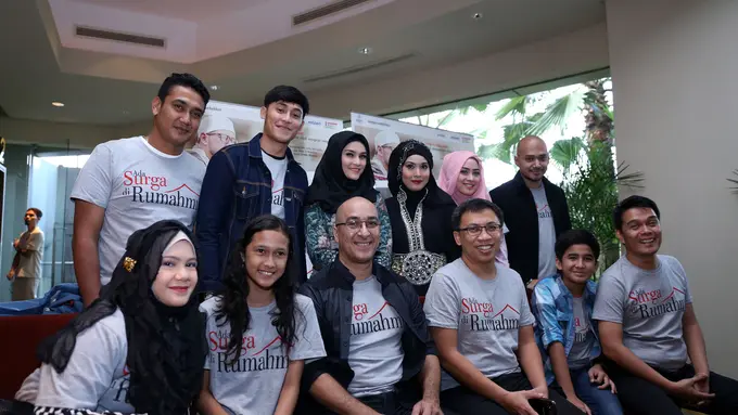 [Bintang] Premiere 'Ada Surga di Rumahmu'