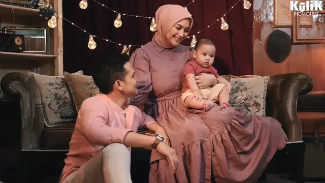7 Pemotretan Rezky Adhitya dan Citra Kirana, Tampil Kompak Bersama Anak