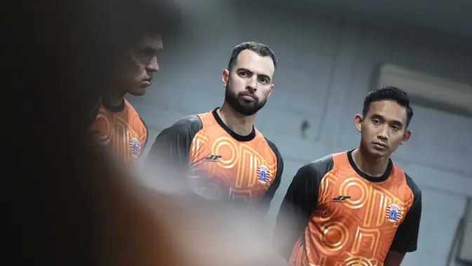 Jakmania Bikin Bek Timnas Indonesia Jordi Amat Jatuh Hati pada Pandangan Pertama