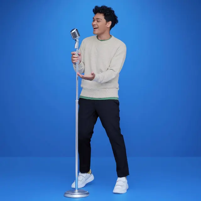 7 Tips Padu Padan Sweater ala Musisi Indonesia Yang Bikin Harimu Lebih Berwarna