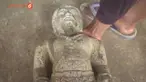 Warga Desa Banyubiru, Kecamatan Widodaren, Kabupaten Ngawi. dikejutkan dengan penemuan sebuah batu berbentuk Arca Budha di lahan perhutani.