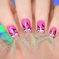 Nail art yang bikin kamu menyesal kalau kamu nggak mencobanya. (via: boredpanda.com)