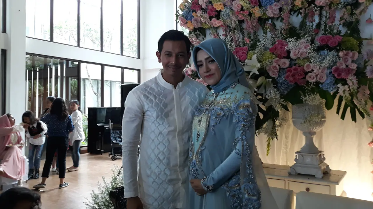Fairuz A Rafiq saat ini telah menginjak usia empat bulan kehamilannya.