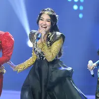 Tiga penyanyi dangdut yang tengah populer Via Vallen, Ayu Ting Ting dan Zaskia Gotik akan tampil dalam satu panggung untuk memeriahkan acara HUT Indosiar ke-23. (Bambang E Ros/Bintang.com)