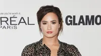 Mengaku pernah menderita bipolar, artis cantik Demi Lovato pun harus berjuang lama untuk mendapatkan kesadaran. Sampai akhirnya sembuh, ia pun menggunakan uangnya untuk membiayai beasiswa bagi penderita gangguan mental. (AFP/Bintang.com)