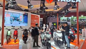 Promo Beli Motor Listrik Yadea di IIMS 2025, Bisa Dapat Hadiah Langsung (Arief A/Liputan6.com)