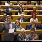 Perdana Menteri Spanyol Mariano Rajoy memberikan pernyataan selama sesi kontrol kabinet mingguan di Senat di tengah Madrid 28 Oktober 2014.
