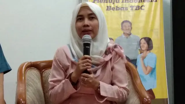 Ully Ulwiyah menceritakan pengalamannya ketika menjalani pengobatan TB-MDR