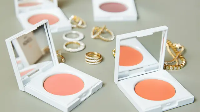 ilustrasi blush on/unsplash