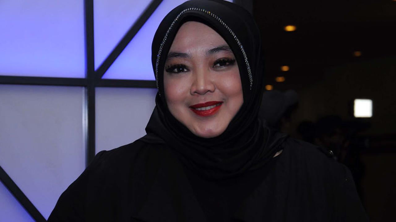 Rina Gunawan