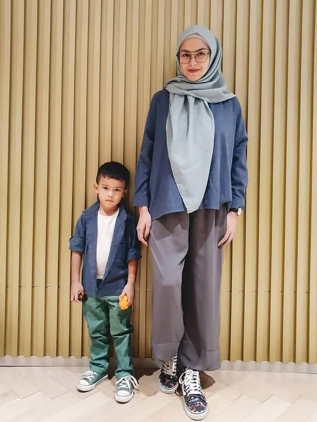 [Fimela] Revalina S Temat