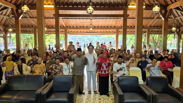 Sido Muncul Salurkan Bantuan Senilai Rp200 Juta untuk 1.000 Kaum Dhuafa di Kabupaten Semarang