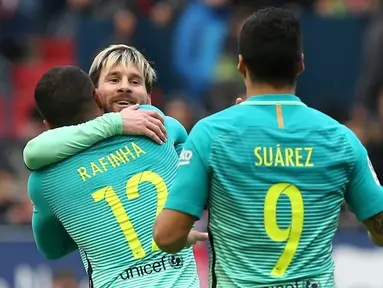 Barcelona meraih kemenangan 3-0 atas Osasuna dalam lanjutan La Liga di Stadion Reyno de Navaraa, Osasuna, Sabtu (10/12/2016). (AFP/Cesar Manso)