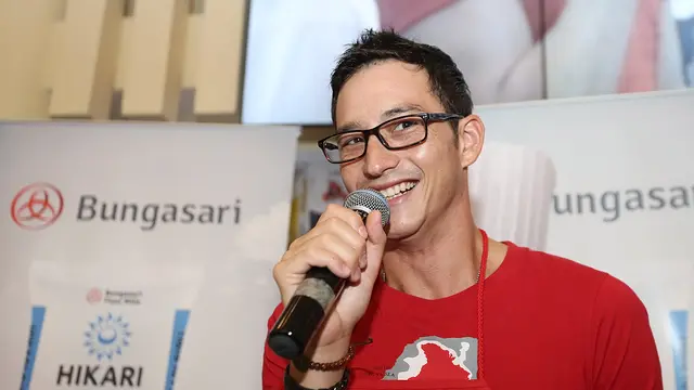 [Bintang] Mike lewis