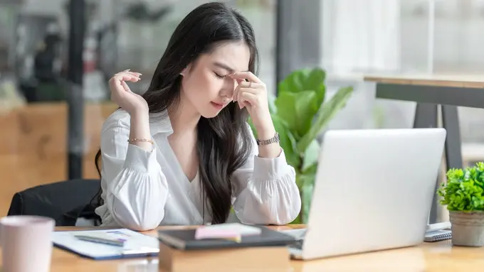 Tips Pulihkan Diri Saat Merasa Lelah Secara Emosional